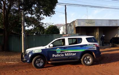 Jovem embriagado faz escândalo durante abordagem e é detido por resistência