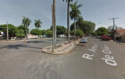 Idosa de 73 anos atropela outra de 80 anos