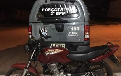 Moto é recuperada após denúncia anônima no Novo Oeste