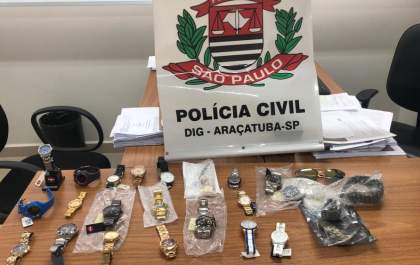 Polícia recupera relógios furtados e prende foragido da Justiça