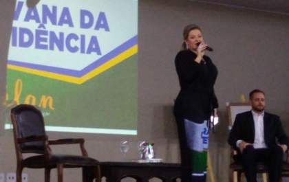Joice Hasselmann pede que líderes regionais virem 'pedintes' pela reforma da Previdência