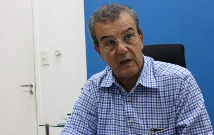Servidor entra com pedido de cassação do prefeito Dilador