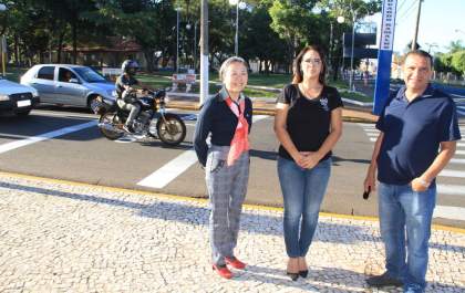 Andradina tem faixa exclusiva em semáforo para motociclistas