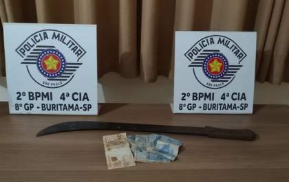 PM prende casal acusado de roubar motorista com facão