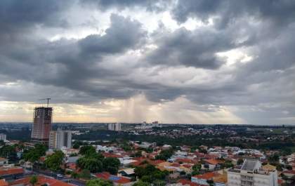 Frente fria derruba temperatura em Araçatuba nesta quinta