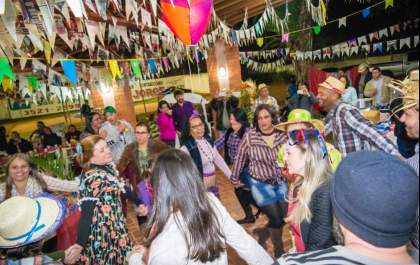 Chega junho e com ele os tradicionais “arraiás”, que se mantêm vivos em TL