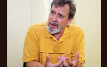 Professor da USP lança livro de memórias em Araçatuba&nbsp;