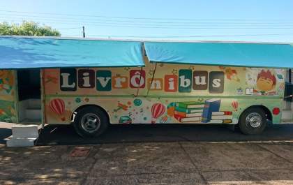 Livrônibus retoma atividades em escolas&nbsp;