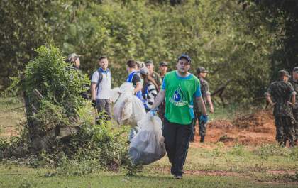 3ª Expedição Baguaçu recolhe 210 quilos de lixo das margens do ribeirão