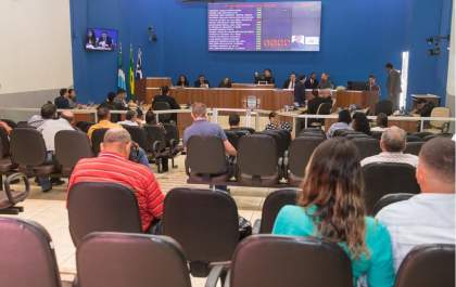 Vereadores aprovam relatórios de comissão