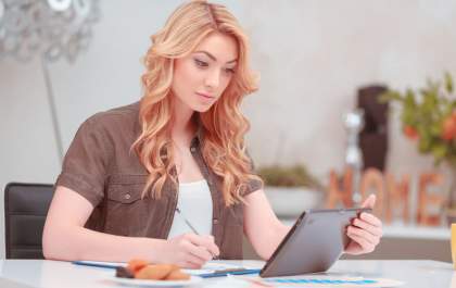Saiba como estudar inglês e espanhol a distância sem pagar nada