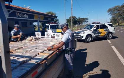 Carga de maconha apreendida pesou 571 k