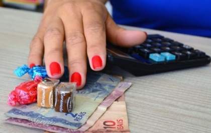 Não fornecimento do troco poderá ser considerado prática abusiva
