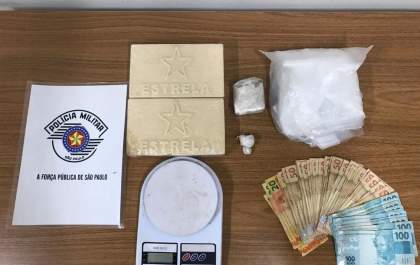 Canil ajuda a polícia encontrar 2 quilos de pasta base de cocaína