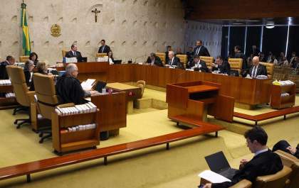 Supremo decide criminalizar a homofobia como forma de racismo