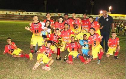 Finais dos campeonatos de base marcam competições que tiveram mais de 450 jovens
