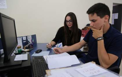 Alunos de Pedagogia e Administração podem realizar prova para estagiar na Prefeitura