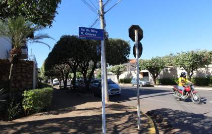 Prefeitura de TL vai instalar placas de identificação nas ruas da cidade