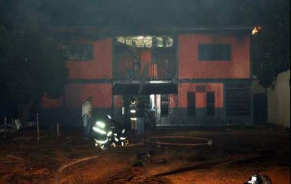 Boate é incendiada após revolta de garotas de programa