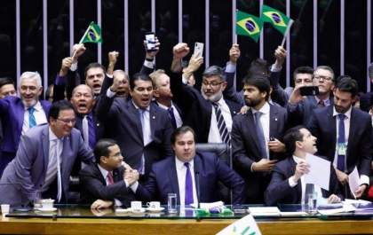 Datafolha aponta que 47% dos brasileiros são a favor e 44% são contra a reforma