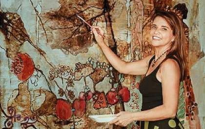 Ortensia Martos faz exposição no Fórum