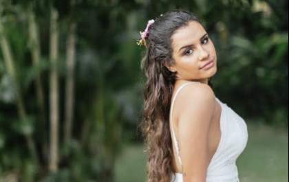Jovem que casou sozinha após ser abandonada no altar morre ao cair do 9º andar