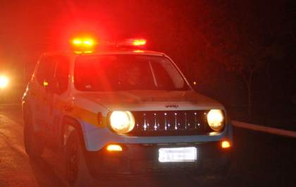 Idosa aciona a polícia ao ser lesionada pelo marido durante discussão