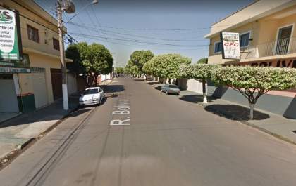 Homem é internado após ser baleado