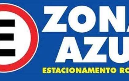 Funcionário da 'Zona Azul' é espancado por motociclista no Centro