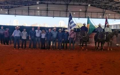 Cerimônia marca encerramento de campeonato da ABQM em Araçatuba