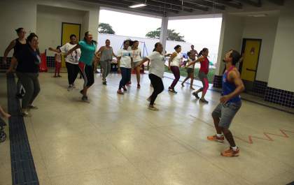Governo de Andradina está com inscrições abertas para aulas de zumba e capoeira no Castanheiras