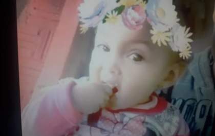 Bebê de 1 ano é atropelada e morre no quintal de casa&nbsp;
