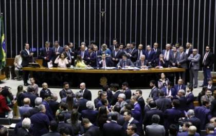 Câmara pode votar reforma da Previdência na terça-feira