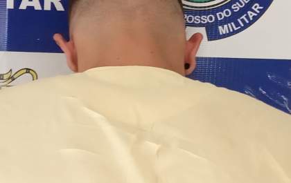 Jovem é preso após furtar R$ 700 de garotas de programa em hotel em TL