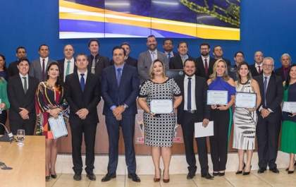 Vereadores conferem homenagens para advogados de Três Lagoas