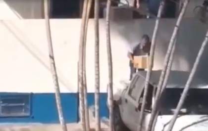 Vídeo flagra retirada de documentos da Prefeitura em dia de operação