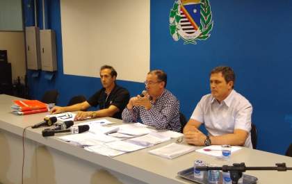 Dilador exonera servidores investigados; secretária também deixa o cargo