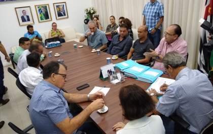 Prefeitura publica licitação para asfalto da avenida Dois de Dezembro