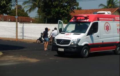 Acidente deixa motociclista ferida no bairro Lapa em Três Lagoas