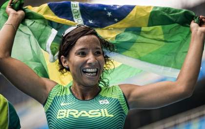 Silvania Costa embarca para o Parapan 2019