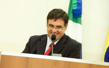 Câmara homenageia o ex-vereador Fernando Milan com nome de Rua