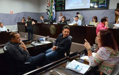Vereadores discutem composição de CPI durante sessão