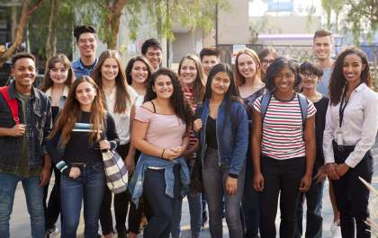 Aumento de vagas em tempo integral para o ensino médio é avaliado pelo MEC