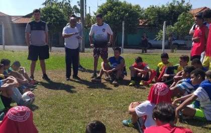 Birigui abre inscrições para a escolinha de futebol do bairro Toselar