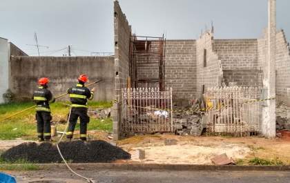 Muro desaba e mata homem em obra no Concórdia 3