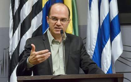 Vereador quer mudar regra para concessão de homenagens