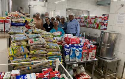 Santa Casa recebe 3,7 toneladas de alimentos do Colégio Salesiano