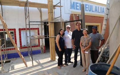 Tamiko acompanha obras da escola Eulália