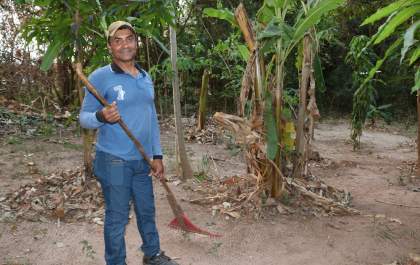 Moradores dedicam parte de seus dias para melhorar ambiente onde vivem