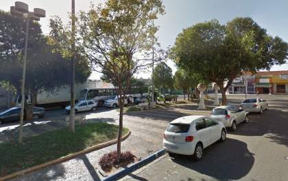 Dupla é presa acusada de furtar fios de postes de iluminação pública